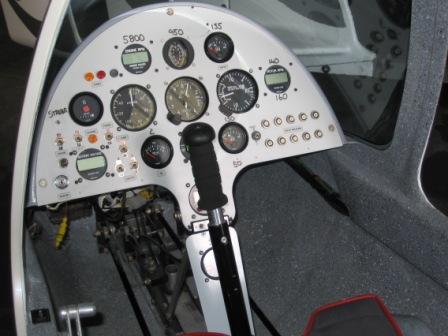 cockpit web1.jpg