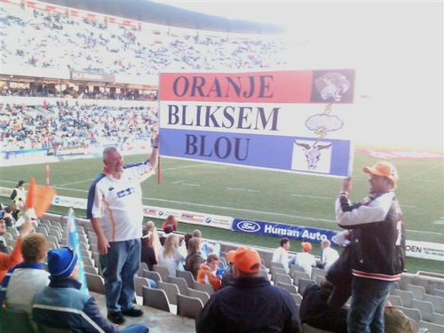 OranjeBlou (Small).jpg