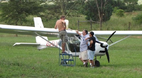 Refueling at Hluhluwe.jpg
