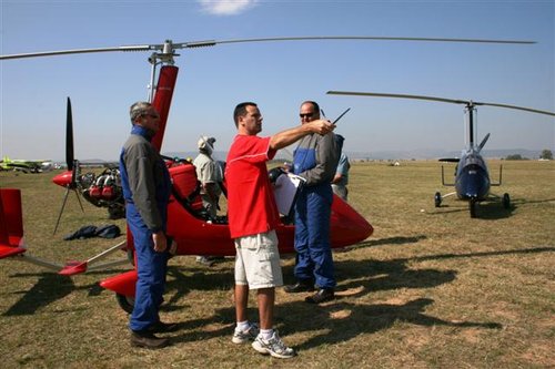 FLY-IN 2010 045 (Small).jpg