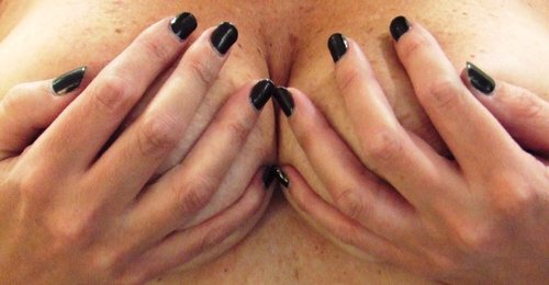 nails.JPG