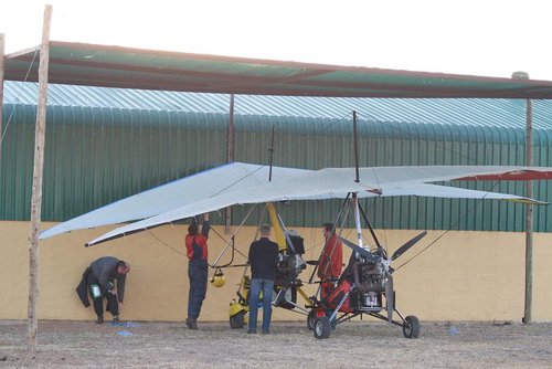 HANGAR.JPG