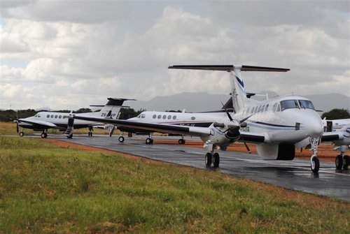 park on the taxiway.JPG