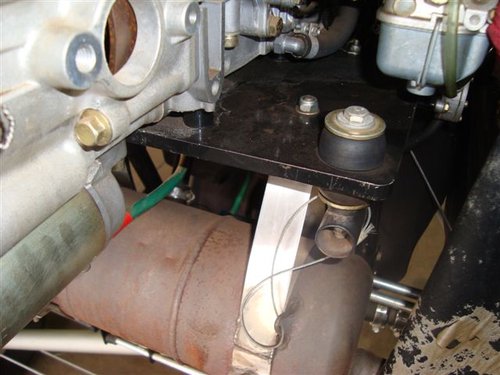 Exhaust mount with nut.JPG