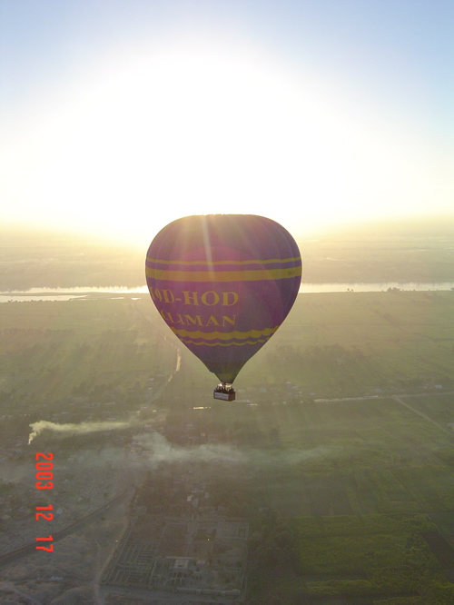 Balooning, Aswan.jpg