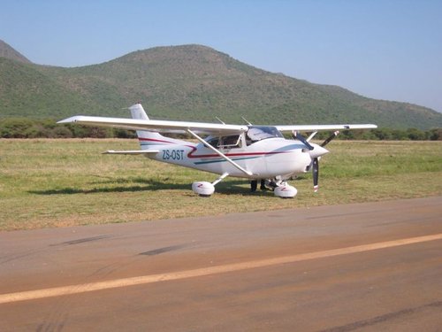 S1032279.jpg
