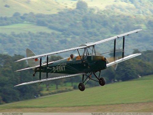 De Havilland Tigermoth.jpg