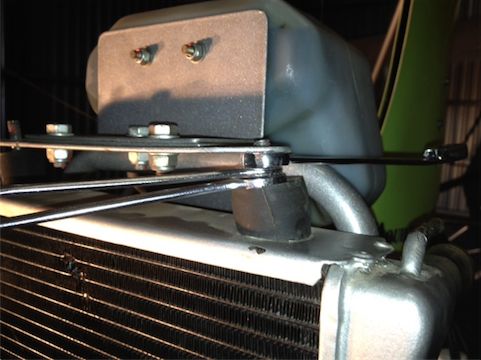 Aquilla 582 Radiator 2.jpg