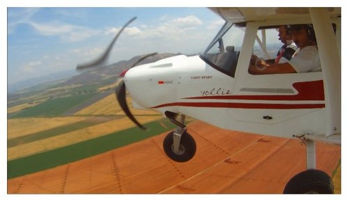 Flying 2.jpg