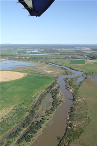 Bergriver flooding its banks.JPG