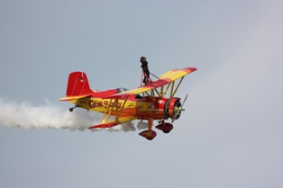 Acro.jpg