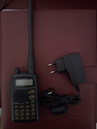 Icom A5.jpg