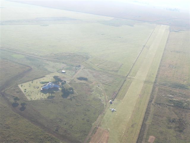 RWY.JPG